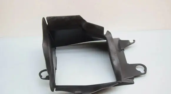 Volkswagen Golf VII Intercooler air guide/duct channel 5G0117333C
