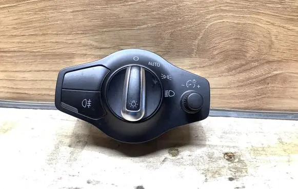 Audi A4 S4 B8 8K Light switch 8K0941531AJ
