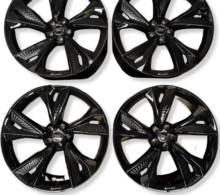 Audi RS6 C8 R22 alloy rim 4K0406025DB