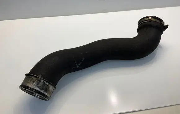 Mercedes-Benz C W204 Intercooler hose/pipe