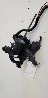 Opel Zafira A Ignition lock 90589313
