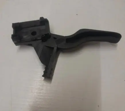 Opel Astra H Engine bonnet (hood) release handle 218186591