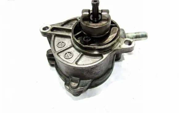 Mercedes-Benz E W211 Vacuum pump A6462300265