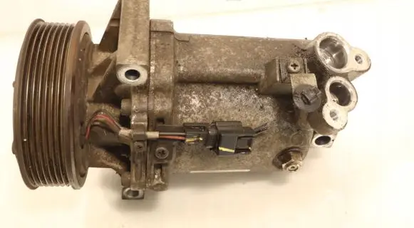 Dacia Dokker Air conditioning (A/C) compressor (pump) 926005727R
