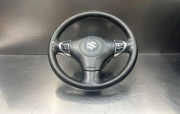 Suzuki Grand Vitara II Steering wheel