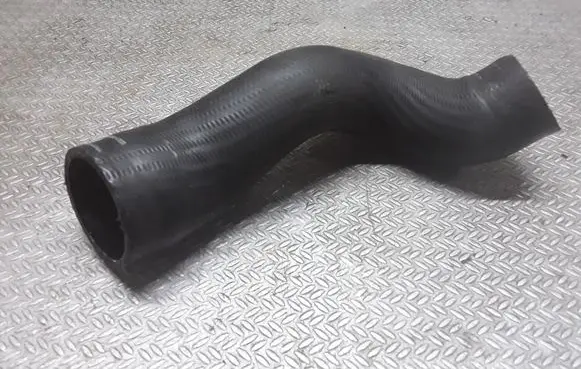 Opel Zafira A Intercooler hose/pipe 55559701