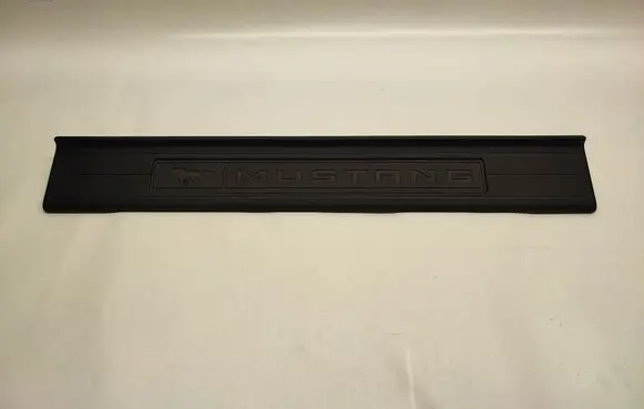 Ford Mustang VI Front sill trim cover FR3B6313222AHW