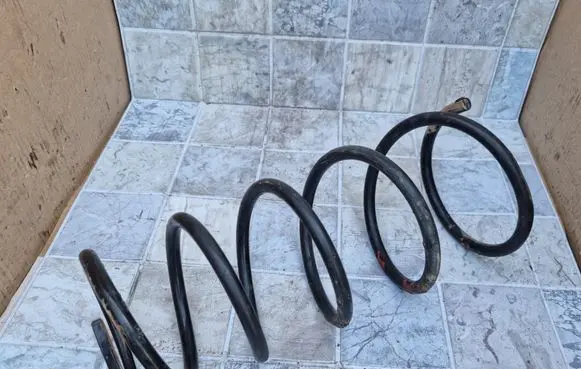 Toyota Yaris Rear coil spring