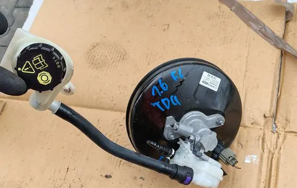 Ford Fiesta Brake booster 8V51-2B195-LF