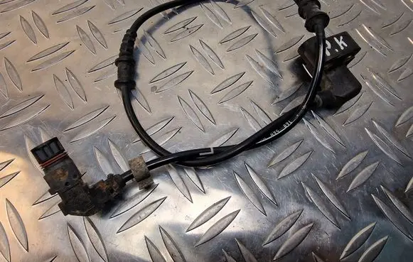 Mercedes-Benz A W168 ABS brake wheel speed sensor A1685400017