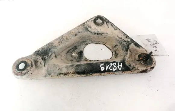Opel Astra G Engine mounting bracket