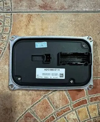 Mercedes-Benz E W213 Headlight ballast module Xenon A2139005711 A2139015404 A2229023612
