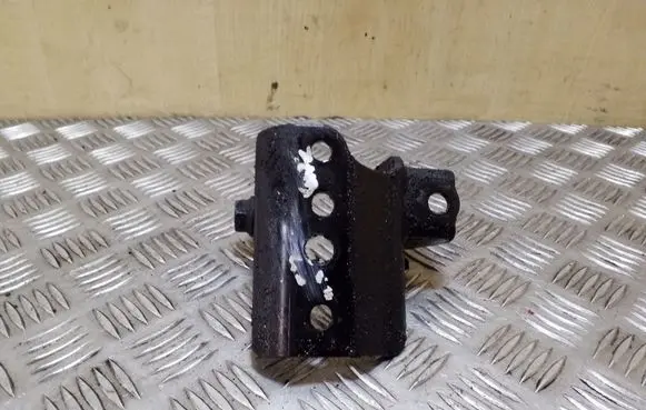 Toyota Auris E180 Gearbox mounting bracket 8948112050