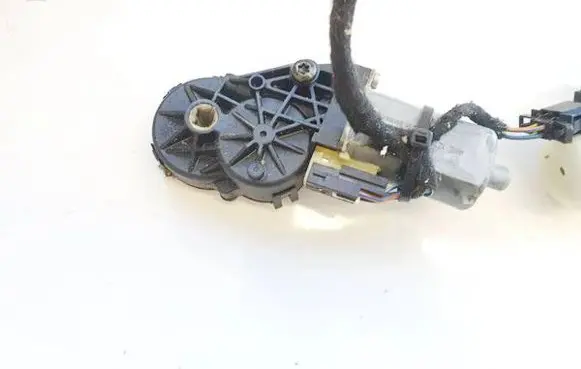 Volkswagen Touareg I Seat adjustment motor 8d0959761e 0390201948