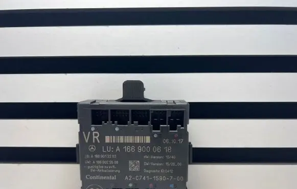 Mercedes-Benz ML W166 Door control unit/module A1669000618 A1669025508 A1669012203