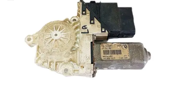 Volkswagen Passat Alltrack Rear door window regulator motor 1K0959703P