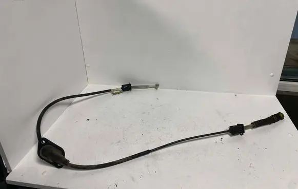 Volvo S60 Gear shift cable linkage 30759238