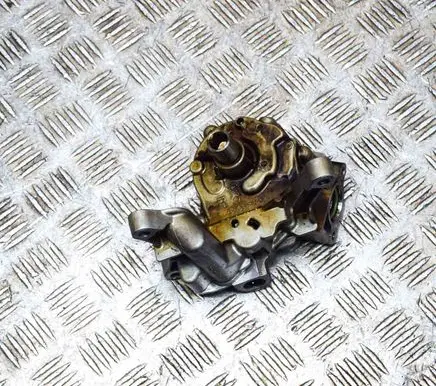 Audi A5 Sportback 8TA Oil pump 06E105AQ
