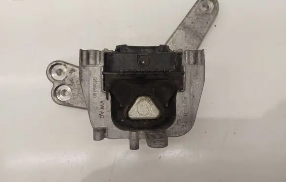 Volkswagen Golf VII Engine mount bracket 5Q0199262S