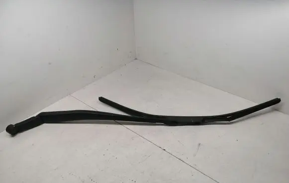 Lexus RX 450H Front wiper blade arm 7713