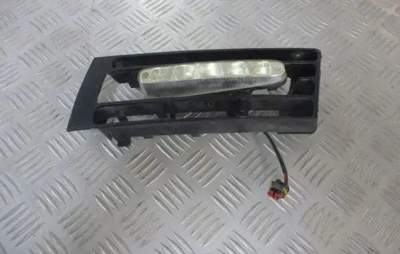 Audi A4 S4 B5 8D Front bumper lower grill
