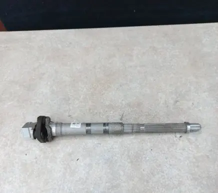 BMW 5 G30 G31 Steering column universal joint 6862031 2425028