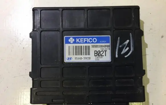 Hyundai Santa Fe Gearbox control unit/module 9090930040A00 B02T