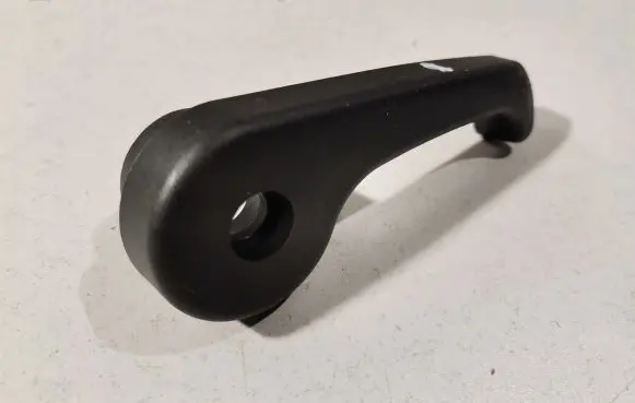 Hyundai Ioniq 5 Engine bonnet (hood) release handle 811812B900