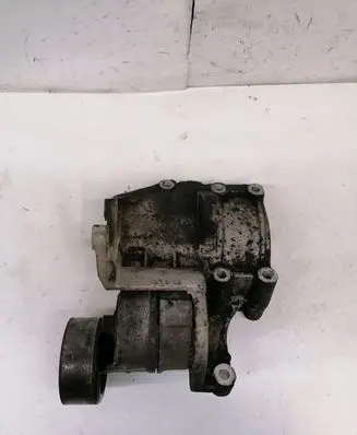 KIA Sorento Alternator belt tensioner 