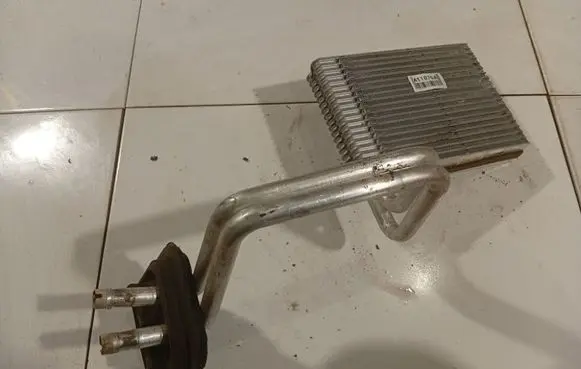 Ford C-MAX II Heater blower radiator 