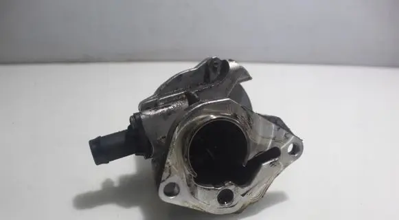 Renault Clio III Vacuum pump 00673.00.00