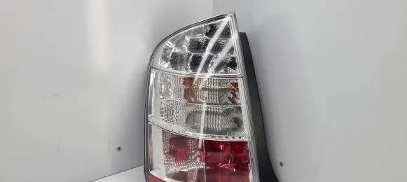 Toyota Prius (XW20) Rear/tail lights