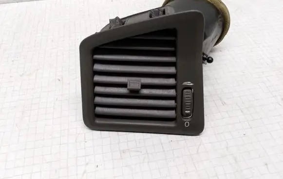 Volvo S60 Dashboard side air vent grill/cover trim 3409373