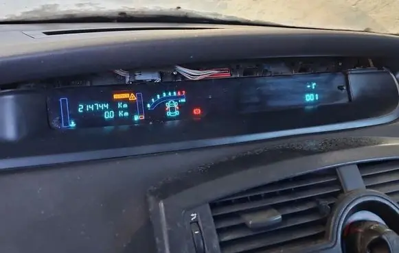 Renault Scenic II - Grand scenic II Speedometer (instrument cluster) P8200365607D IMPRK1540421