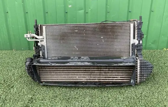 Ford C-MAX I Coolant radiator 8V619L440AC 0130307142