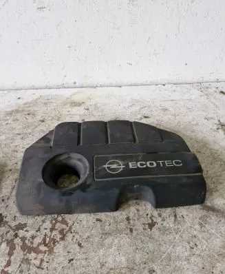 Opel Astra H Engine cover (trim)