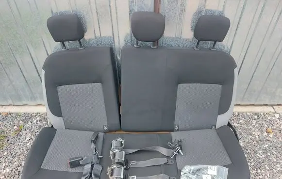 Dacia Sandero II Second row seats 