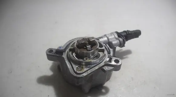 Dacia Dokker Vacuum pump