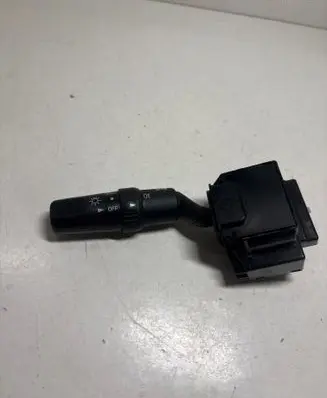 Mazda 5 Indicator stalk 17D682
