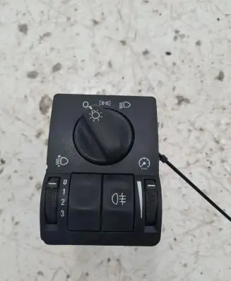 Opel Zafira A Light switch