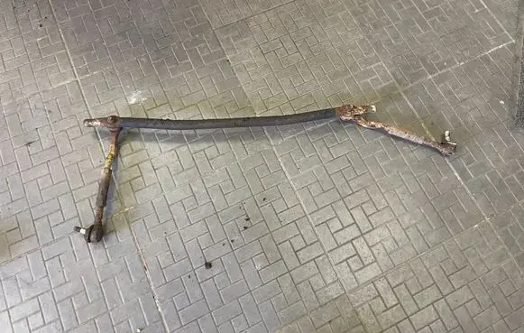 Mitsubishi Pajero Sport I Steering tie rod 