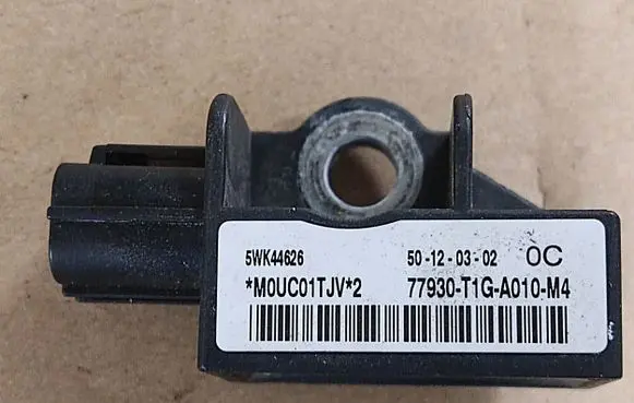 Honda CR-V Airbag deployment crash/impact sensor 5WK44626 M0UC01TJV2 77930T1GA010M4