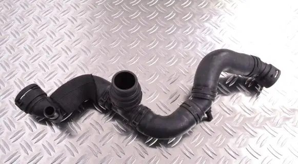 Land Rover Range Rover Sport L494 Engine coolant pipe/hose