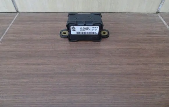 Seat Alhambra (Mk1) ESP acceleration yaw rate sensor 7H0907655