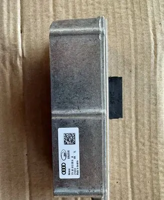 Audi Q7 4M LED ballast control module 7716161300