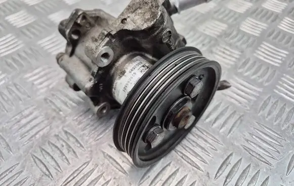 BMW X1 E84 Power steering pump 679886501 5002599