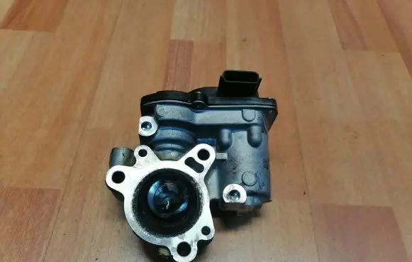 Renault Scenic IV - Grand scenic IV EGR valve 147100361R NC1613174 HMLGT0871R