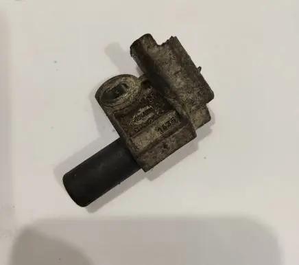 Peugeot 307 Camshaft position sensor 9628559980