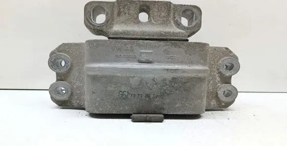 Volkswagen Golf V Engine mount bracket 1K0199555