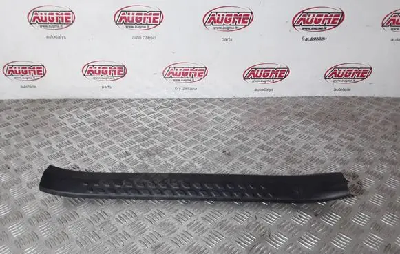 Rear sill trim cover